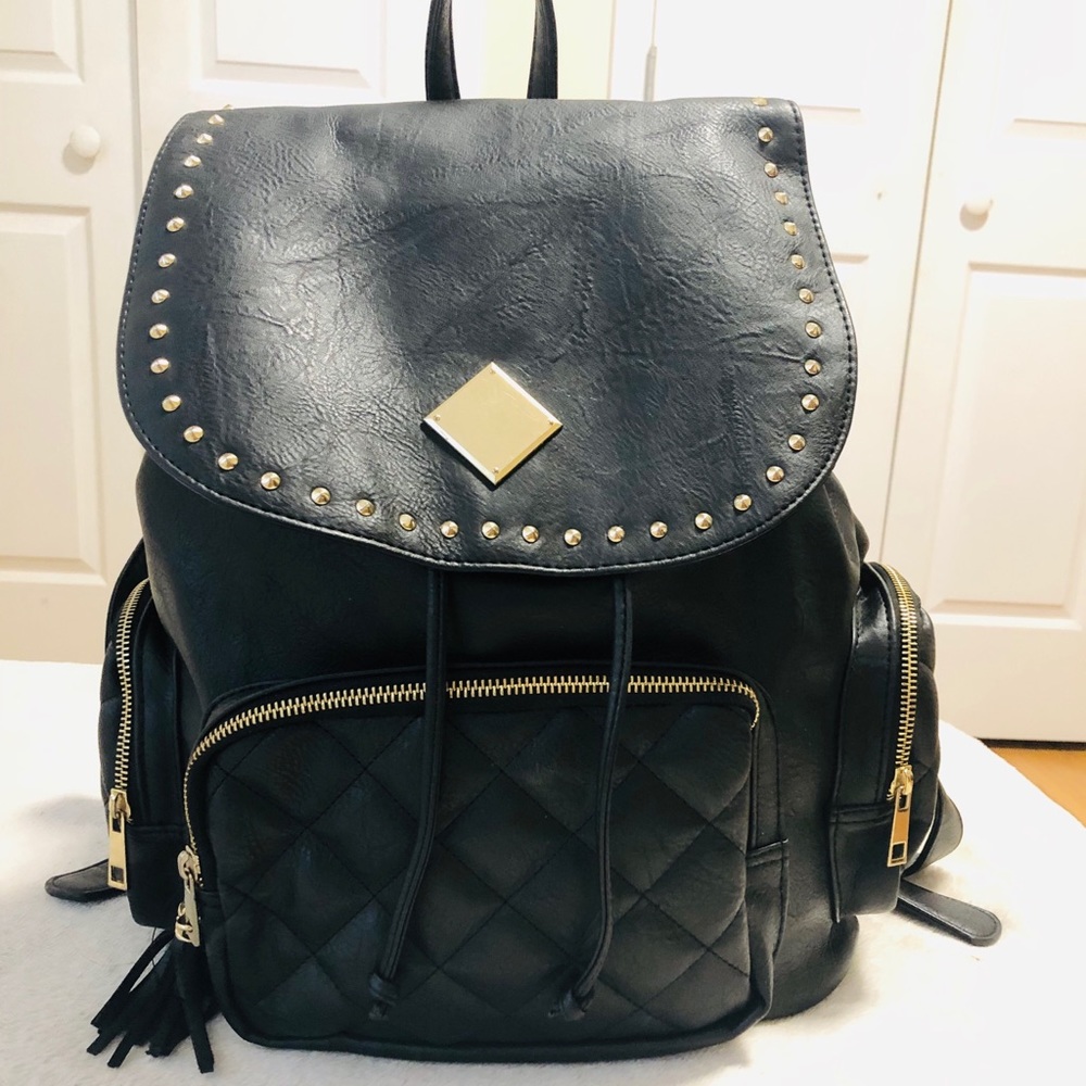 Staples Newbury Rucksack Backpack w Studs, Black